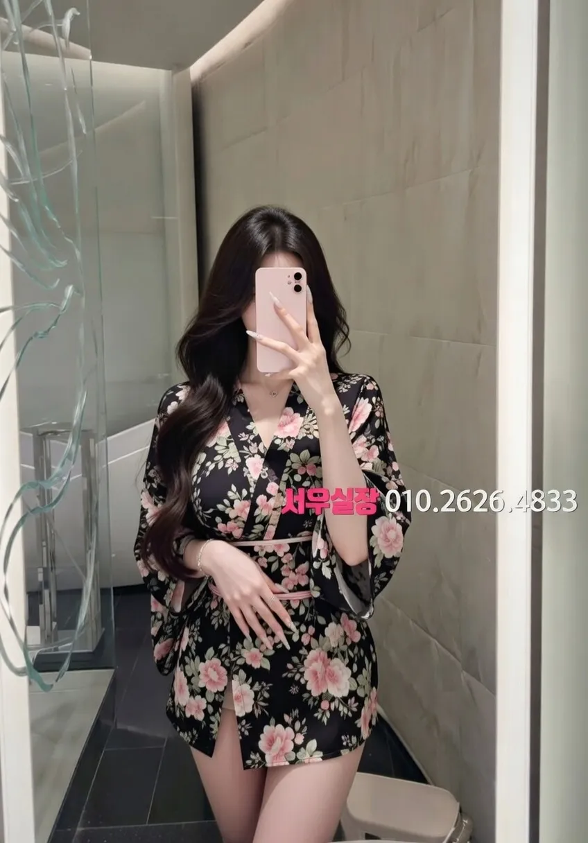 장항동 다국적노래방 프리미엄 라인업 20번 프로필